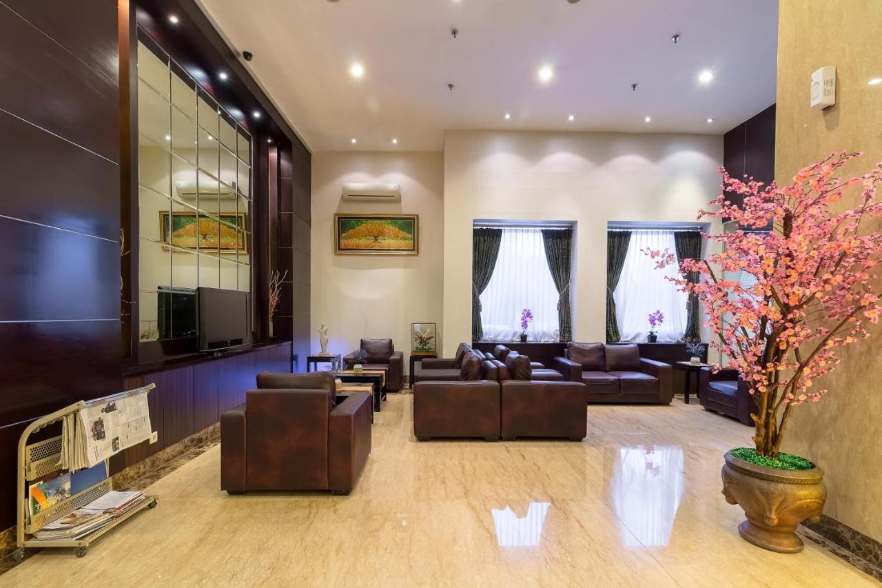 Hotel Golden Sky Pluit Yakarta Exterior foto