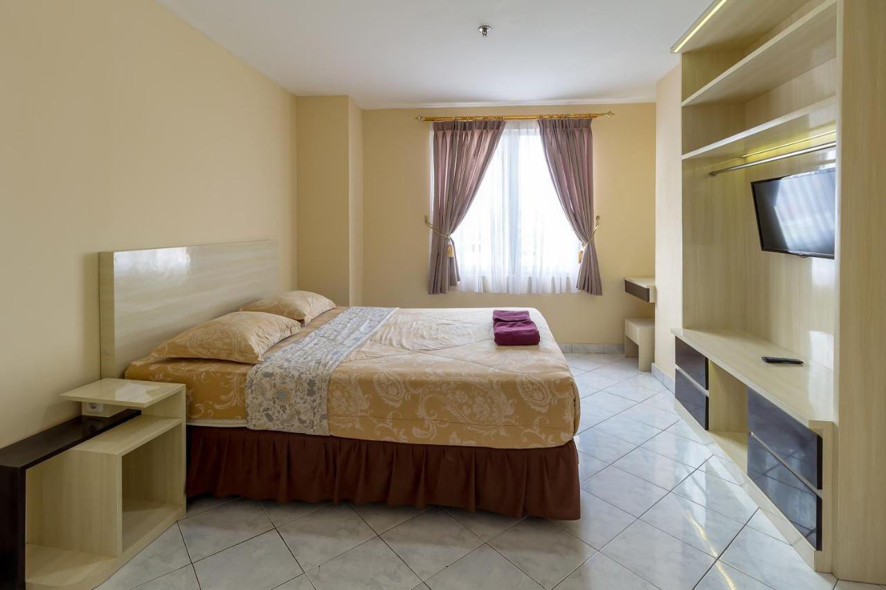 Hotel Golden Sky Pluit Yakarta Exterior foto